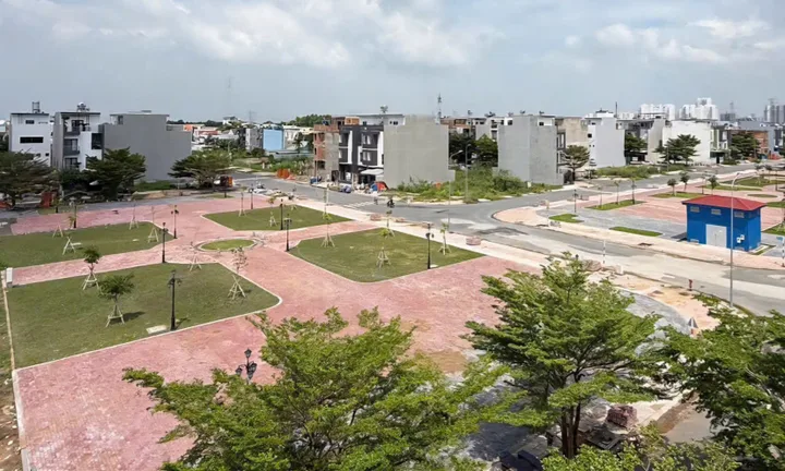 Bán đất 108m² full thổ cư ngang 6m giá 7.5 tỷ tại Xã Nhà Bè