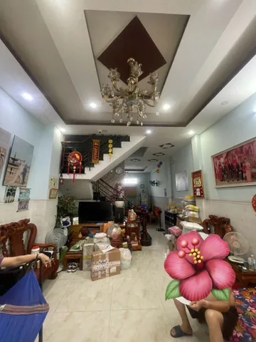 Bán nhà 4 Tầng , Hẻm ôtô , DT: 72m² full thổ cư ngang 4m giá 8.2 tỷ tại Phường Bình Hưng Hòa