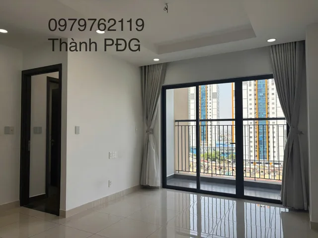 Nhà mới ở ngay - 2PN2WC có sổ sẵn - Căn hộ Phú Đông Sky Garden