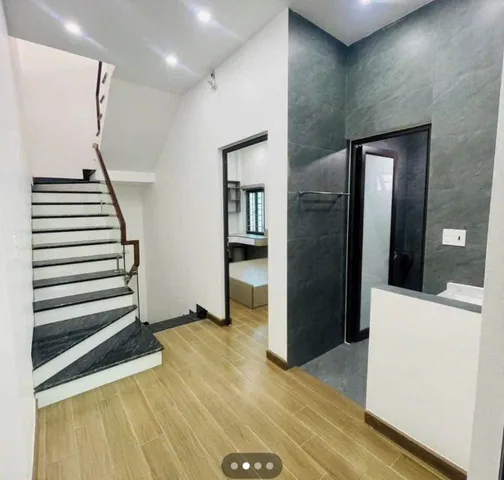 Bán nhà 1A phố hàn giang , kinh doanh  46,8 m 3 tầng ,nhà mới ,3,7 tỷ lh 0976992699