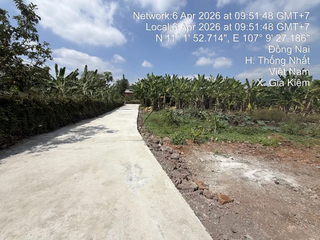 Cần bán lo đất nền giá 880tr. Co tl