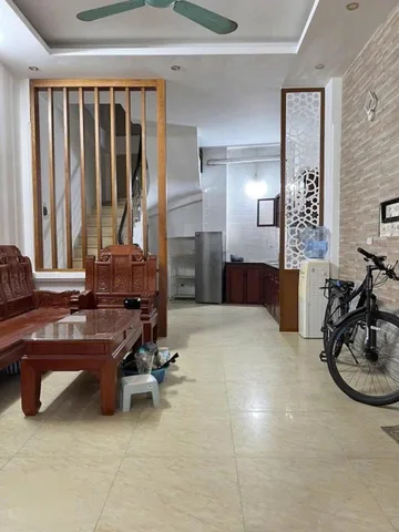 Cho thuê nhà ngõ Định Công Thượng,  35m2 x 4 tầng, 9.5 triệu ở gđ nhóm đều oke