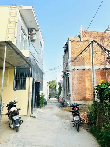 🔥 BÁN LÔ ĐẤT GIÁ TỐT – TÂY NHA TRANG 🔥

📍 Vị trí: Thôn Phú Trung, xã Vĩnh Thạnh (Tây Nha Trang), Khánh Hòa
📐 Diện tích: 71,2m² (đất ở nông thôn) ngang 7m

📄 Pháp lý: Sổ hồng riêng – sử dụng lâu dài

✨ Thông tin nổi bật:
 • Lô đất vuông vắn, dễ xây
