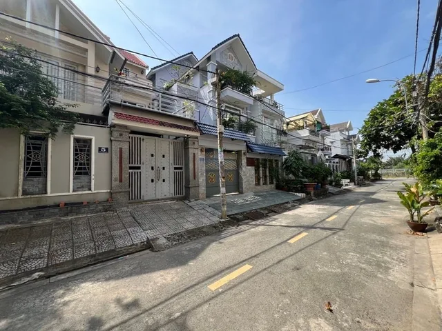 Bán nhà 3 Tầng Đường Số 2 Bình Chánh