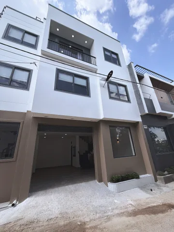 NHÀ HẺM 22 LƯƠNG THẾ VINH THÔNG ĐƯỜNG HỒ TÙNG MẬU