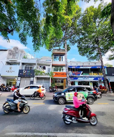 Chính Chủ Bán Nhà Mặt tiền 109 Hoàng Sa – Giá 21,5 tỷ