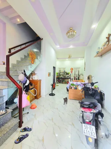 Nhà Hẻm Xe Hơi 9m, DTSD: 100m², Gần Đại Học Luật Q9. Giá 3.5 tỷ