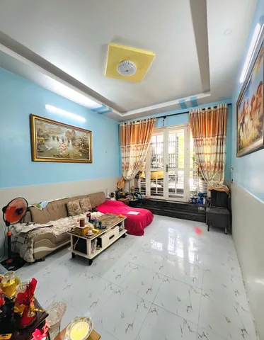BÁN NHÀ ĐẸP SÁT KINH DƯƠNG VƯƠN.G - KH.U TÊ.N LỬ.A - ĐƯỜNG XE TẢI - ( 4X16M )