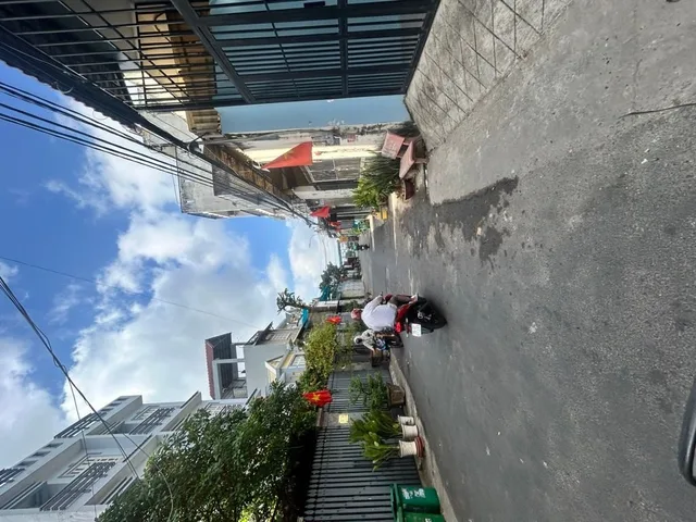HẺM 8–9M XE HƠI TRÁNH – SÁT MẶT TIỀN LÊ VĂN QUỚI – DIỆN TÍCH KHỦNG 133M² – GIÁ CHỈ NHỈNH 8 TỶ