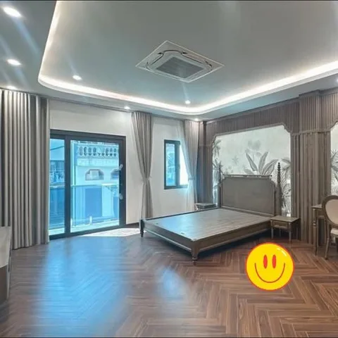 OTO Phân Lô Phạm Tuấn Tài-Trần Quốc Hoàn sổ 70m2, 5 tầng, 23. Tỷ