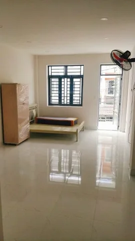 Bán nhanh nhà 3 tầng Lâm Văn Bền - Diện tích 85m2, nở hậu - 7.x tỷ