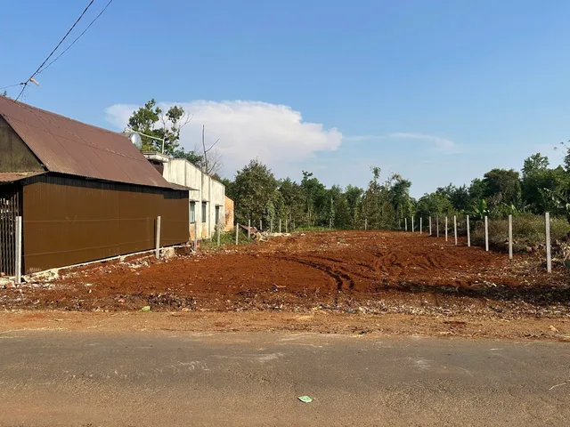 Bán đất 300m² có sẵn 60m² thổ cư ngang 6m giá 1.69 tỷ tại Xã Ea D'Rơng Huyện Cư M'gar