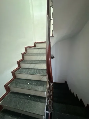 Bán nhà 30.1m² có sẵn 30m² thổ cư ngang 3.7m giá 7.35 tỷ tại Đường Ngọc Thụy Phường Bồ Đề