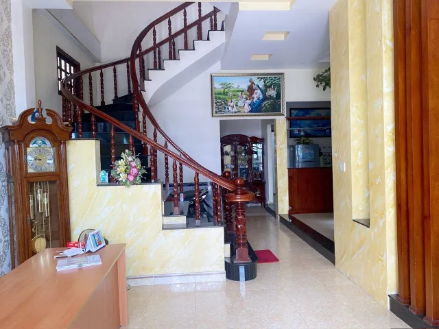 Bán Biệt Thự MT Bình Thọ Ngay Chợ Bắc Ninh 160M2 Ngang 9M - 3 Tầng - Thủ Đức