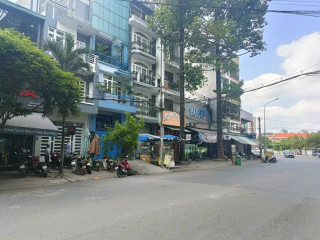 Bán Nhanh Căn Nhà Mặt Tiền Nguyễn Gia Trí, Phường 25, Bình Thạnh, HCM