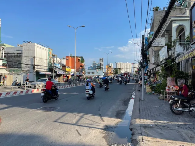 Bán Nhà Mặt tiền 34 Phạm Hùng