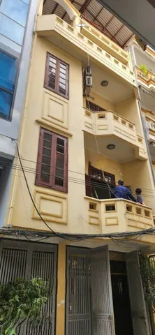 Cho Thuê Nhà Ngõ 61 Phạm Tuấn Tài - Nghĩa Tân - Cầu Giấy 72M² 4 Tầng 4 Ngủ - Nội Thất CB - Ô Tô Đỗ Cửa - Giá Thuê 22tr