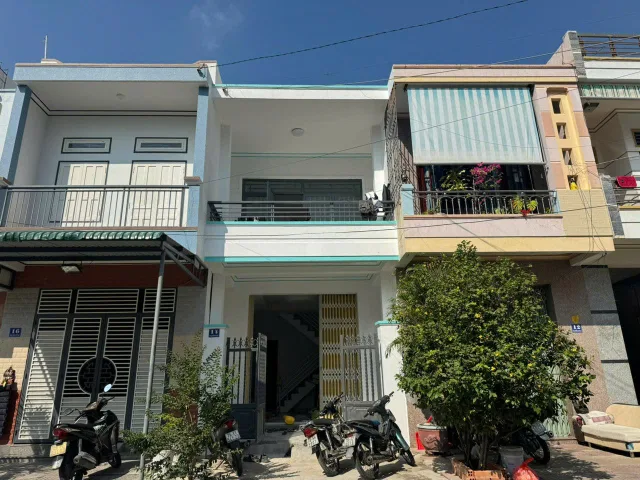 Bán nhà 60m² full thổ cư ngang 4m giá 4.9 tỷ tại Phường Bắc Nha Trang