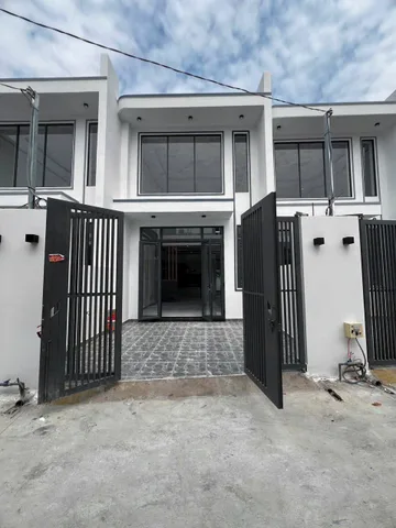 NHÀ TRỆT GÁC LỬNG - GẦN TRẠM THU PHÍ BỬU LONG - SIÊU ĐẸP