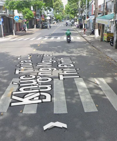 Nhà Mặt Đường Nhuyễn Thị Định, Phước Long Nha Trang — Ngay Vòng Xoay tiện ích