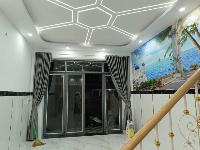 NHÀ MỚI HOÀN THIỆN - GIÁP TÊN LỬA - 4 PHÒNG NGỦ - CHỈ NHỈNH 6 TỶ