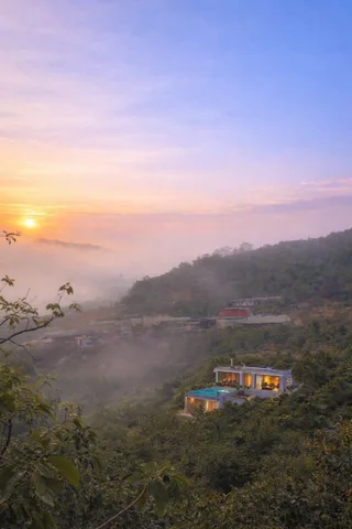 Bán đất gần nắng thuỷ tinh Đà Lạt, 730m 400xd SHR