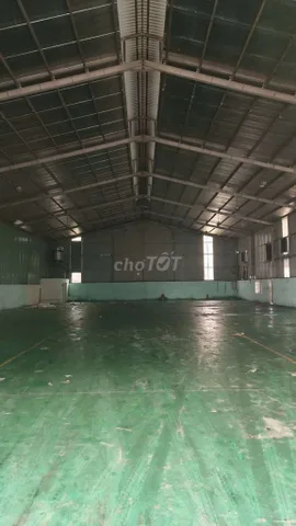 cho thuê xưởng tổng dt 2500.Pccc vách tường.Thuận An ,Bình dương