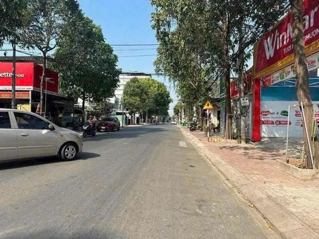 CHO THUÊ MẶT BẰNG KINH DOANH GẦN Vòng xoay Hiệp Thành 3 Thủ Dầu BD