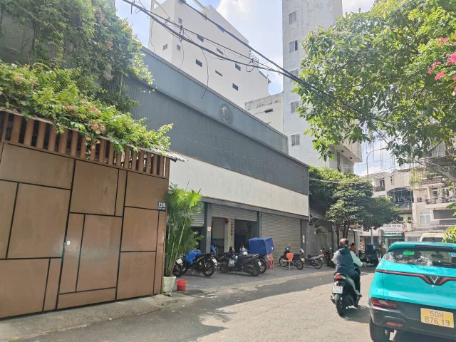 Chính Chủ Bán Nhà Hẻm 12/4 Đào Duy Anh – Giá 80 tỷ
