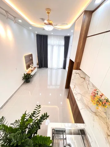 Nhà mới hoàn thiện cạnh chợ Phú Thuận; Nam Long; 42m2 có phòng trệt; cách Phú Mỹ Hưng 1km