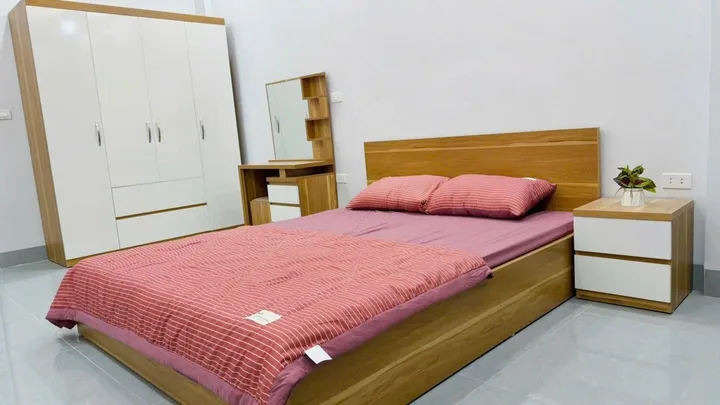 NHÀ ĐẸP - FULL ĐỒ ở Hồ Tùng Mậu, Cầu Giấy 50M x 5T giá 17 triệu