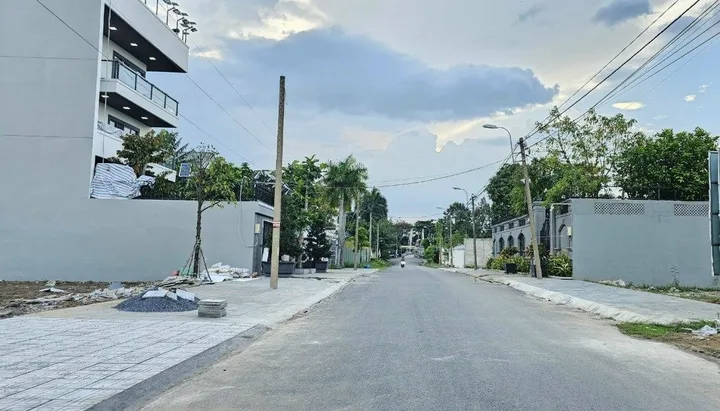 Chính chủ Gửi Bán lô đất đẹp KDC Bách khoa, Phường Long Trường, Tp.HCM