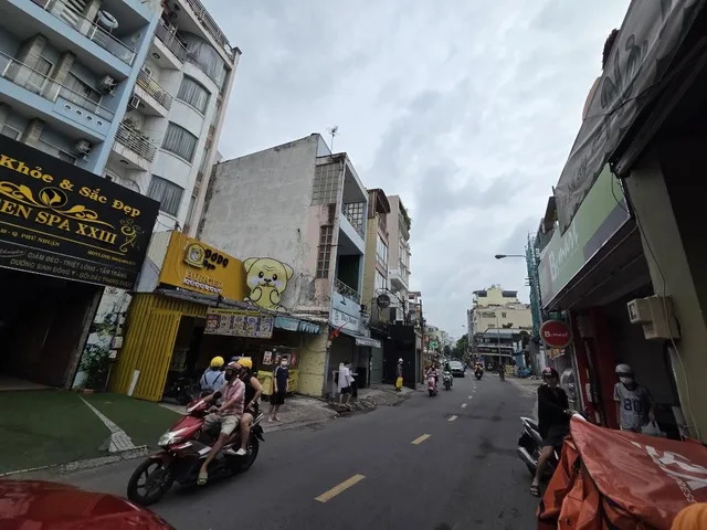 Bán nhà 5 Tầng Đặng Văn Ngữ Phú Nhuận