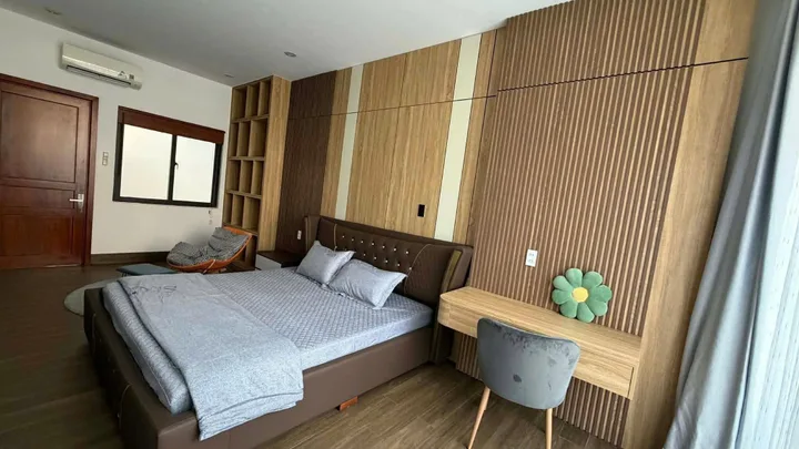 Bán nhà 3 tầng đường Đặng Huy Trứ - Trục đường 7,5m thông biển