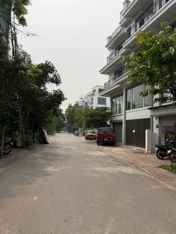 🏦 ĐẤT PHÂN LÔ -3 Ô TÔ TRÁNH- VỈA HÈ 2M- TÁI ĐỊNH CƯ TRÂU QUỲ - GIA LÂM