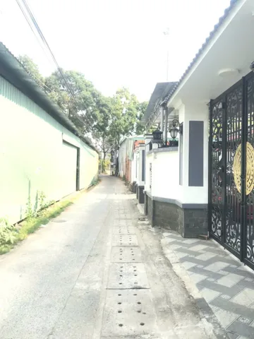 Bán nhà 301.7m² có sẵn 200m² thổ cư ngang 16m giá 6.5 tỷ tại Phường Thủ Dầu Một