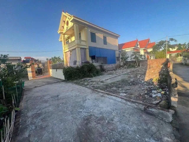 ❎Đất Đẹp thôn Tây Giữa -Dương Quan - P.Thuỷ Nguyên.l/h:076.231.9990 em Thúy 

🛑DT : 67,2m2 - Ngang 4m
🛑Hướng Tây

👉Ngõ trước mặt rộng 3,5m , đi thẳng ra trục thôn trải nhựa apphan chỉ 70m 
👉Sát cạnh Quy Hoạch trục đường 36m 
👉Cách TĐC khu A chỉ 200