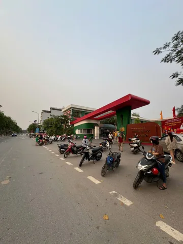 🏡 BÁN NHÀ TRẦN ĐĂNG KHOA – NGÕ RỘNG, GẦN AEON MALL LONG BIÊN – GIÁ NHỈNH 12 TỶ