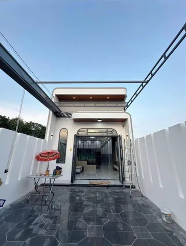 Bán  nhà sổ riêng thổ cư Trả trước 400 nhận nhà