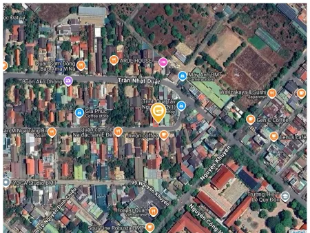 Bán nhà 124.8m² có sẵn 60m² thổ cư ngang 5m giá 8.1 tỷ tại Phường Buôn Ma Thuột