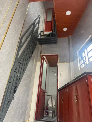 🏡 NHÀ LẦU GÓC 2 MẶT TIỀN – TT HÓC MÔN – GẦN CHỢ