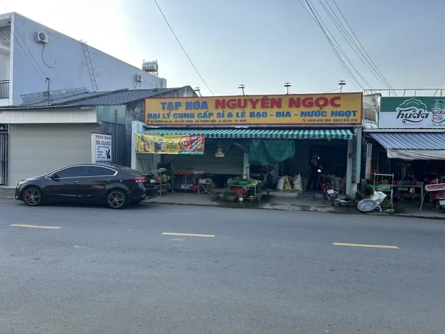 Cho thuê mặt tiền đường Ba Sa nhựa lớn conterner cách ql 22 100m