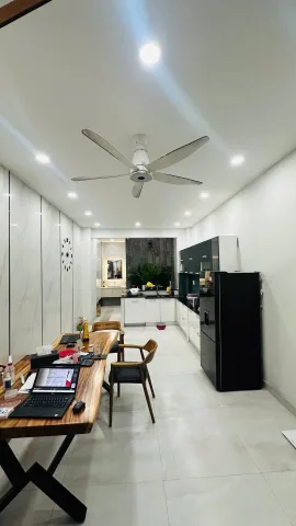BÁN NHÀ HẺM 7M XE TẢI – CỘNG HÒA – P13 TÂN BÌNH – GẦN GA T3