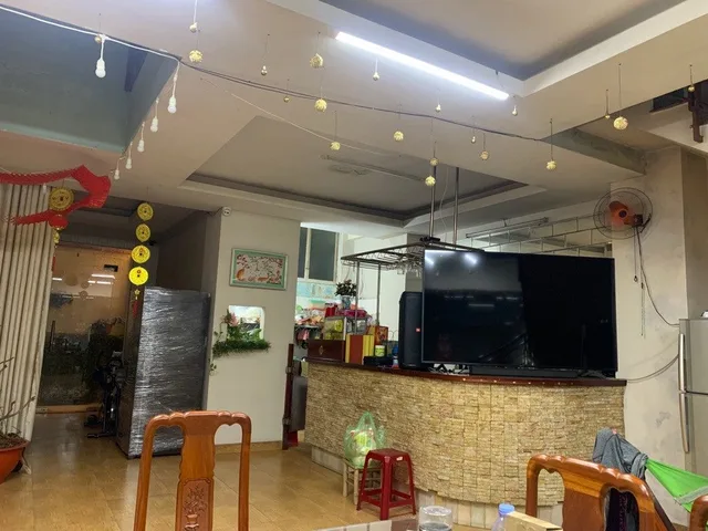 SIÊU PHẨM MẶT TIỀN KINH DOANH NGÃ 4 BỐN XÃ 4 TẦNG 169M2 NHIK 13 TỶ