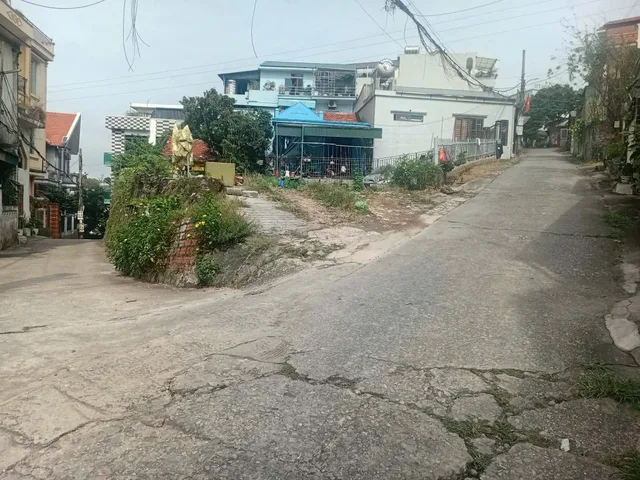 BÁN ĐẤT GẦN NGÃ 3 HẢI QUÂN,ĐƯỜNG HẬU CẦN,BÃI CHÁY HẠ LONG