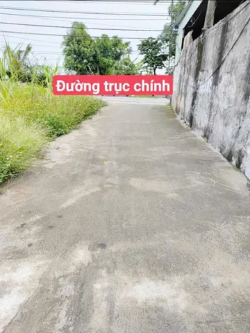 Bán 60 m Hợp Thành ngõ gần 4 m ô tô vào thoải mái . Cách đường thôn 30m.l/h:076.231.9990 em Thúy