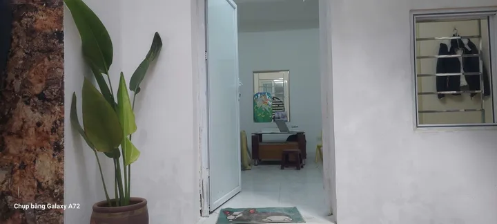 Cho Thuê Nhà Ngõ 46 Hào Nam - Đống Đa 45M² 2,5 Tầng 2 Ngủ - 2 Khách -- Khu Vực An Sinh Tốt - Giá Thuê 11tr