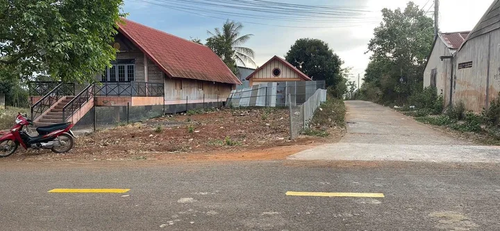 Bán đất 174.7m² có sẵn 100m² thổ cư ngang 8.4m giá 1.9 tỷ tại Phường Ea Kao