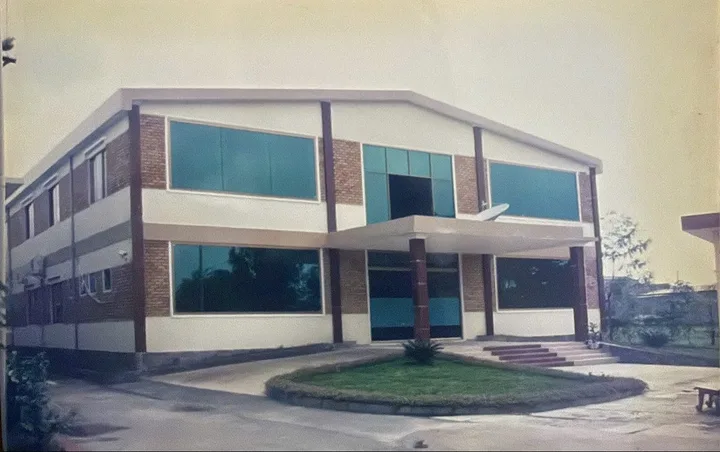 Cho thuê văn phòng + kho xưởng 2000m2 Hiệp Thành Quận 12