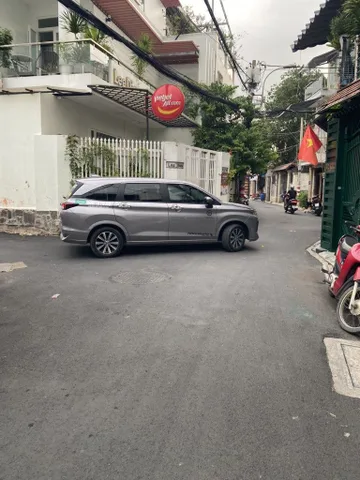 💥💥💥Nhà gần Aeon Tân Phú 5 phút đi xe, xe hơi đỗ cửa, 3PN, 52m² chỉ hơn 5đ